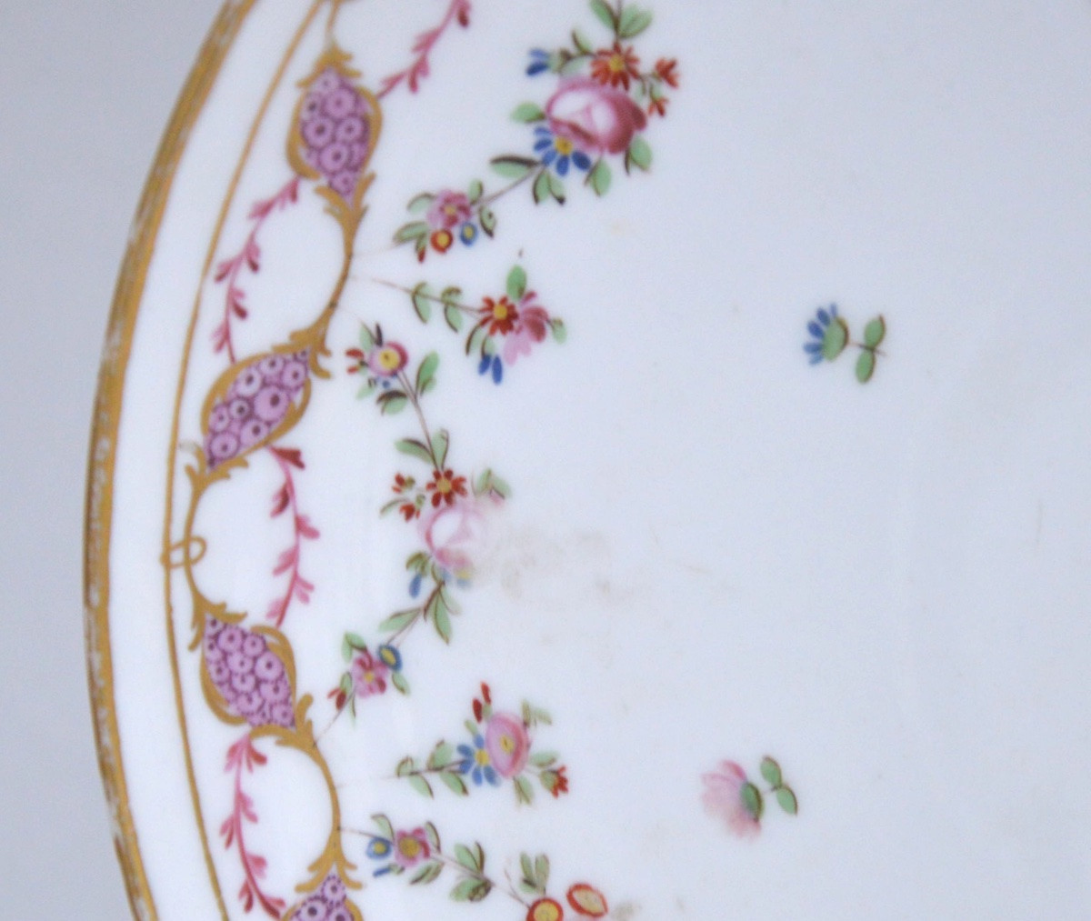 Assiette en porcelaine de Paris de la manufacture Locré fin 18ème-photo-2