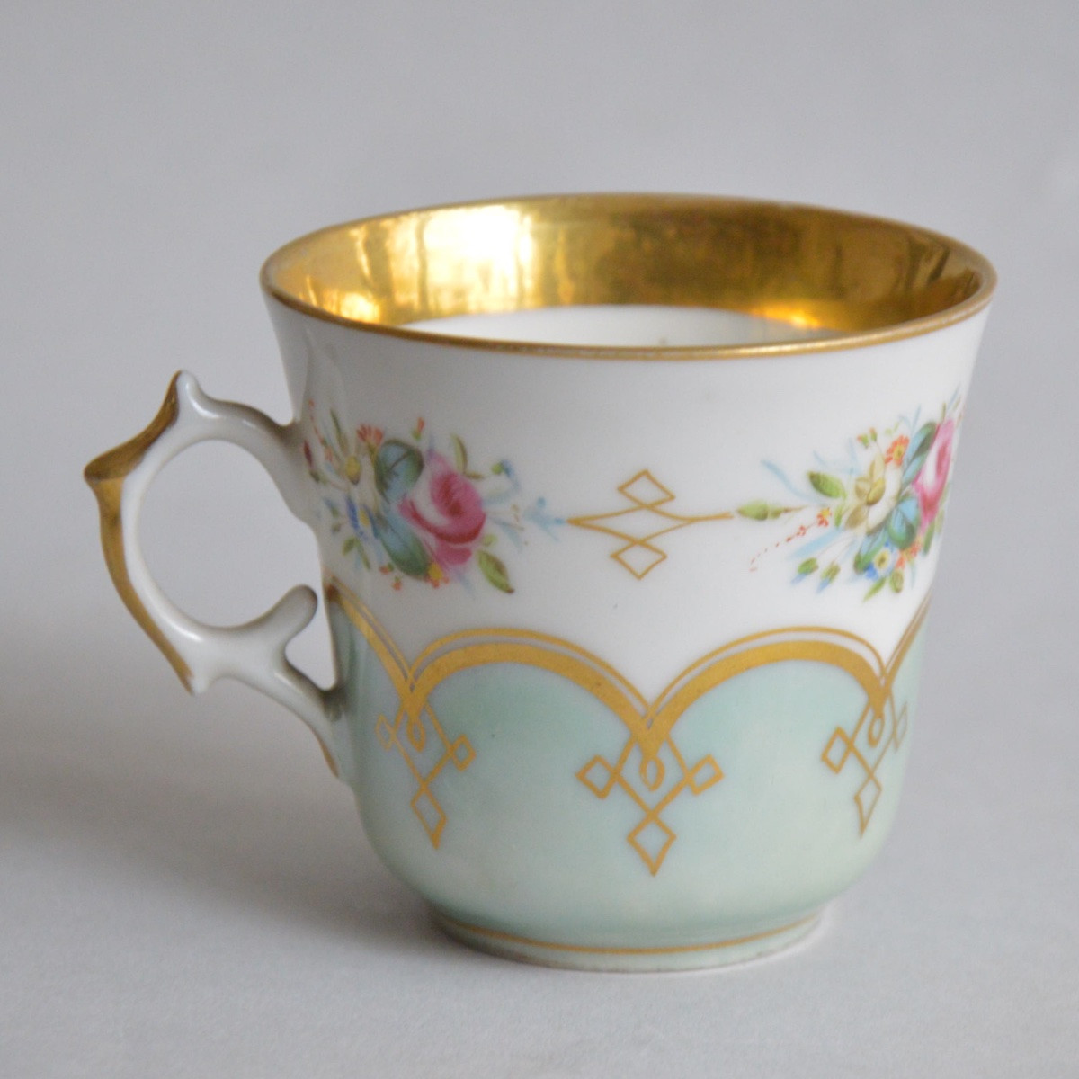 Paire de tasses à café avec soucoupes, porcelaine, dorure, fin du XIXe siècle-photo-4