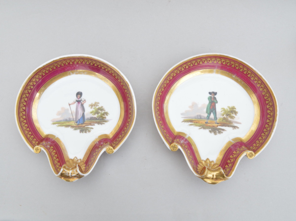 Paire de compotiers en porcelaine de Vieux Paris, vers 1820-1840
