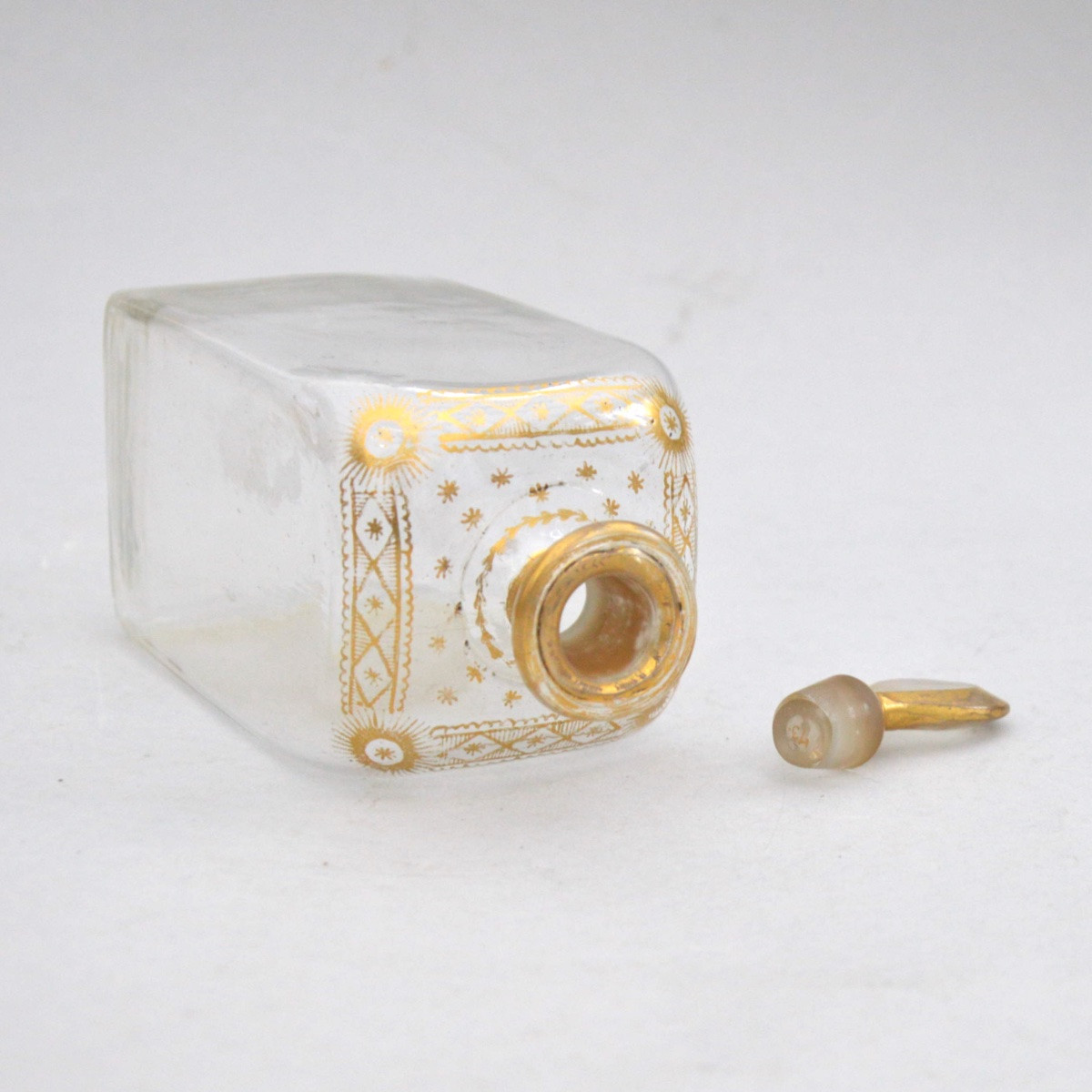 Antique Glass Bottle, Gilded Decoration Circa 1800-photo-2