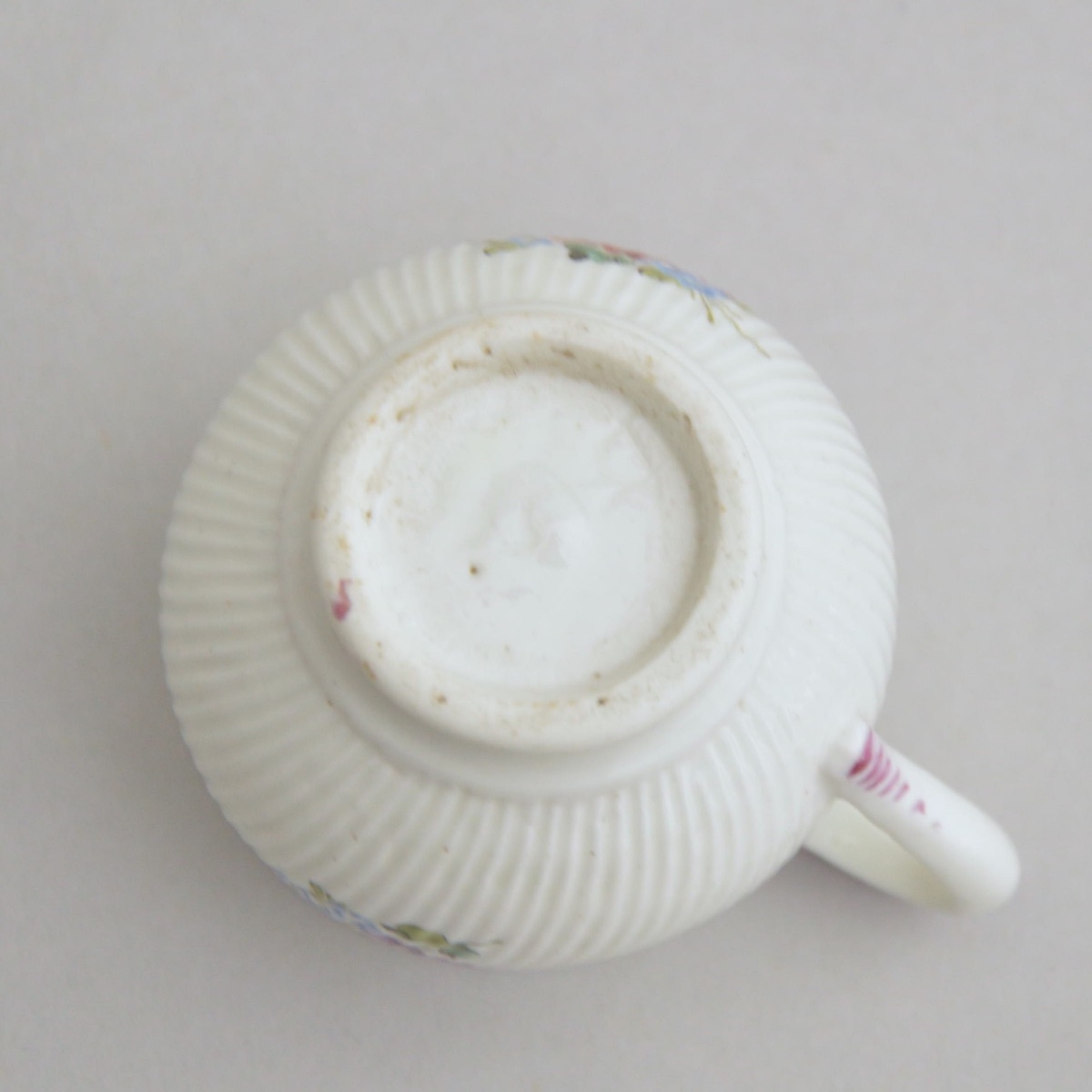 Paire de pots à crème en porcelaine de Mennecy, XVIIIe siècle-photo-5