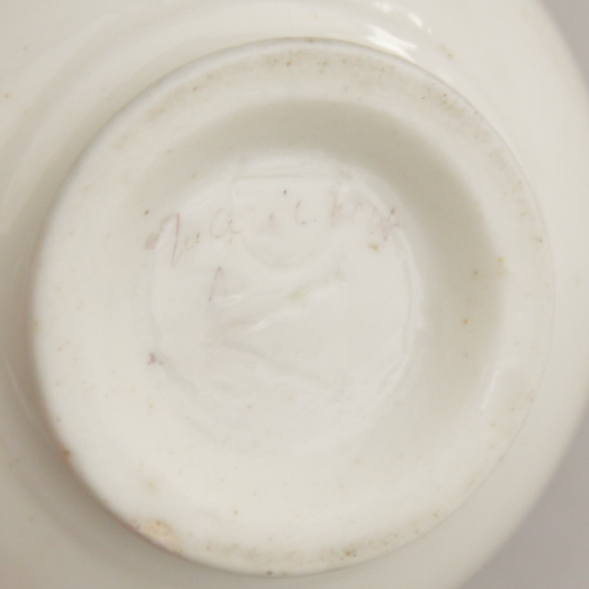 POT À CRÈME EN PORCELAINE TENDRE DE MENNECY, XVIIIe SIÈCLE-photo-3