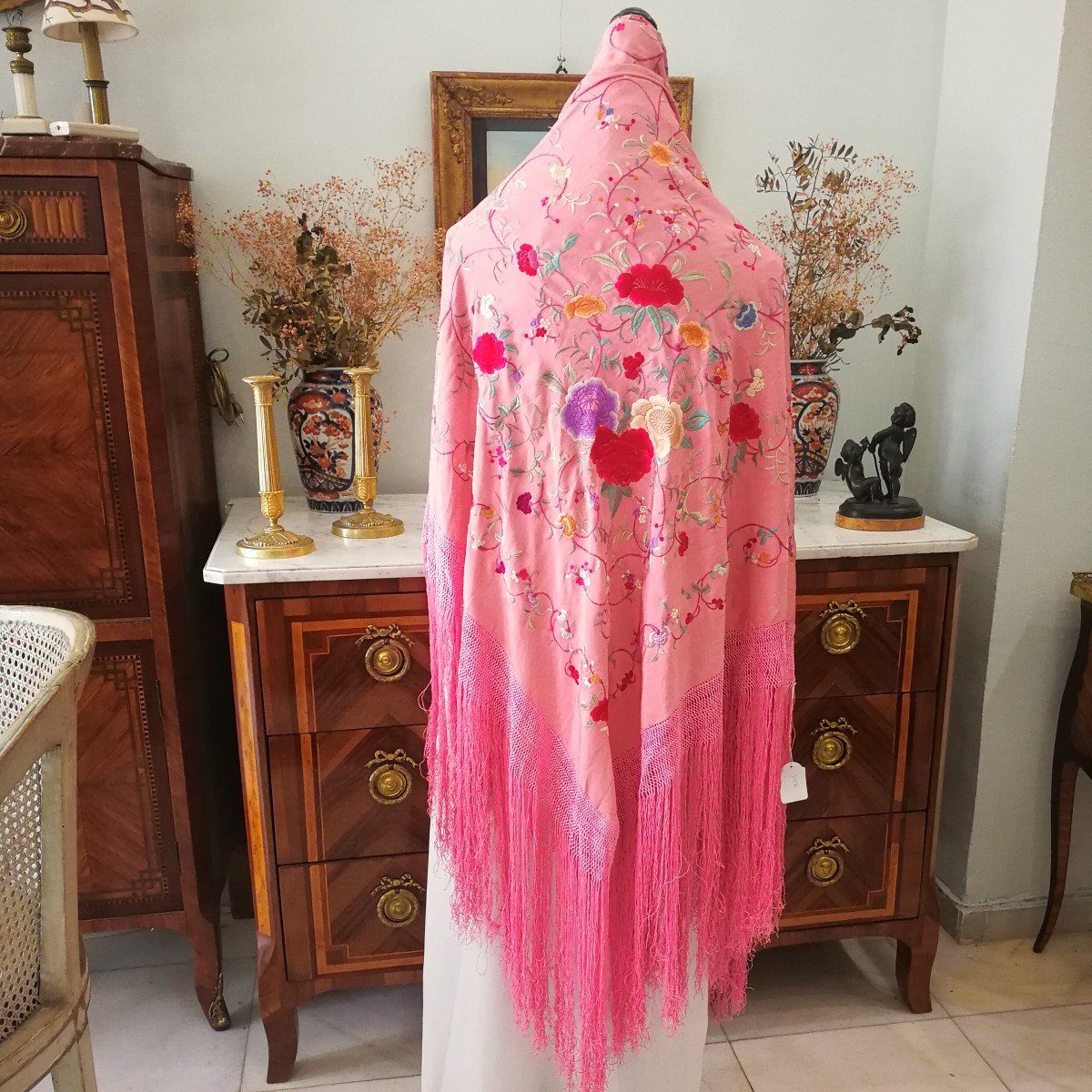 Empire Style Manila Shawl In Strawberry Pink Silk With Flowers, Early 20th Century.-photo-1