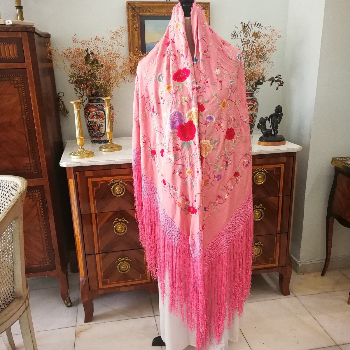 Empire Style Manila Shawl In Strawberry Pink Silk With Flowers, Early 20th Century.