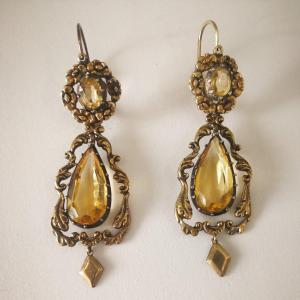 Pair Of "night And Day" Pendant Earrings In Vermeil And Citrines, Late 19th Century.