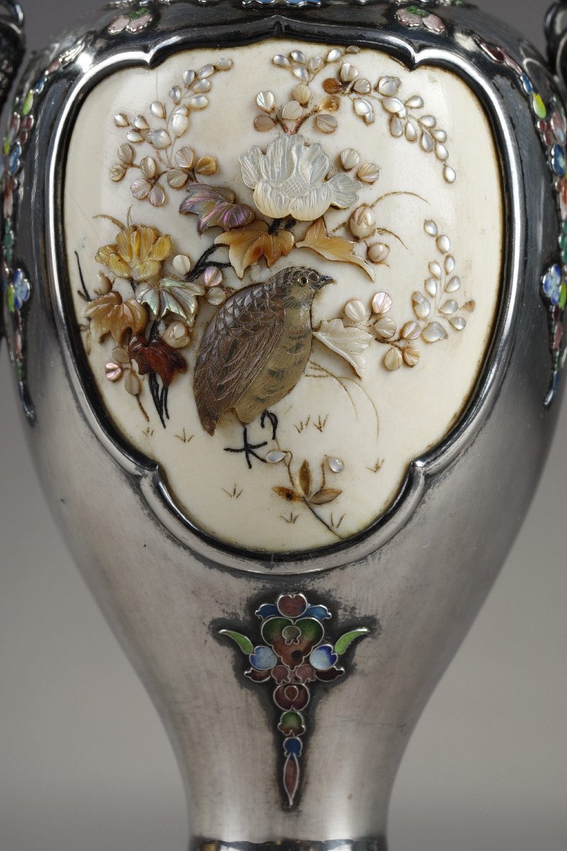 Vase De Style Shibayama En Argent Et Incrustation. ère Meiji. -photo-4