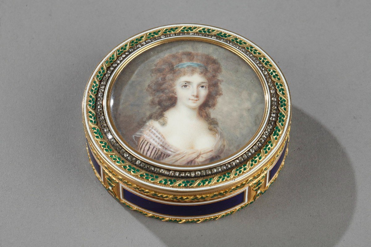 Bombonniere En Or Et Miniature de Jean Deranton, Maitre orfèvre Frères Souchay XIVIIIs.-photo-2