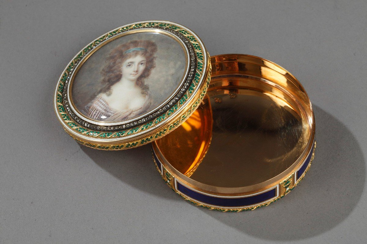 Bombonniere En Or Et Miniature de Jean Deranton, Maitre orfèvre Frères Souchay XIVIIIs.-photo-4