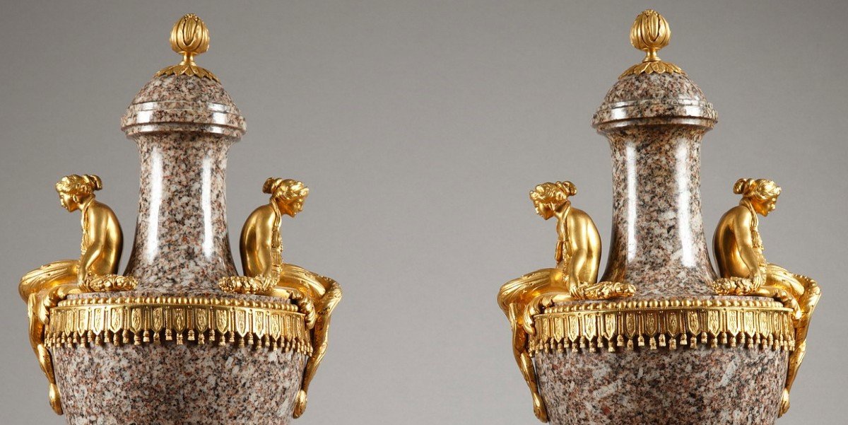 Paire De Vases En Granit De l'Oural Et Bronze Doré De Style Louis XVI-photo-6