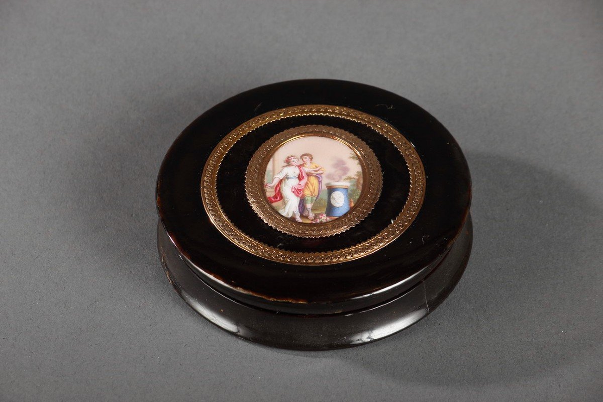 Gold, Enamel, Tortoiseshell  Box, Louis XVI Period.-photo-1