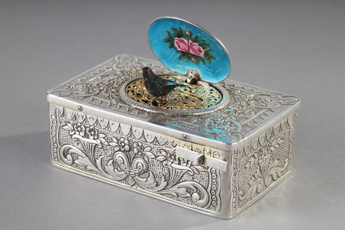 Silver Songbird Music Box, England