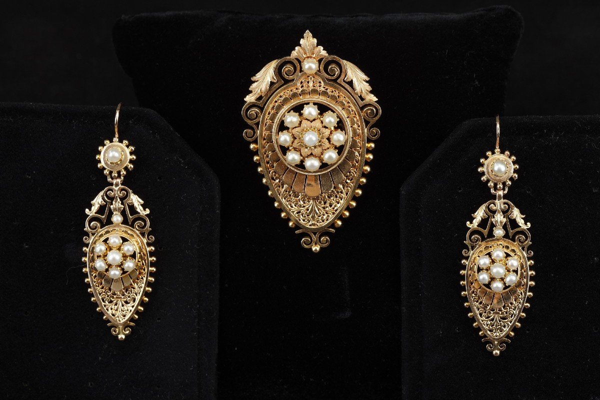 Napoleon III Gold And Pearl Earrings And Brooch Set