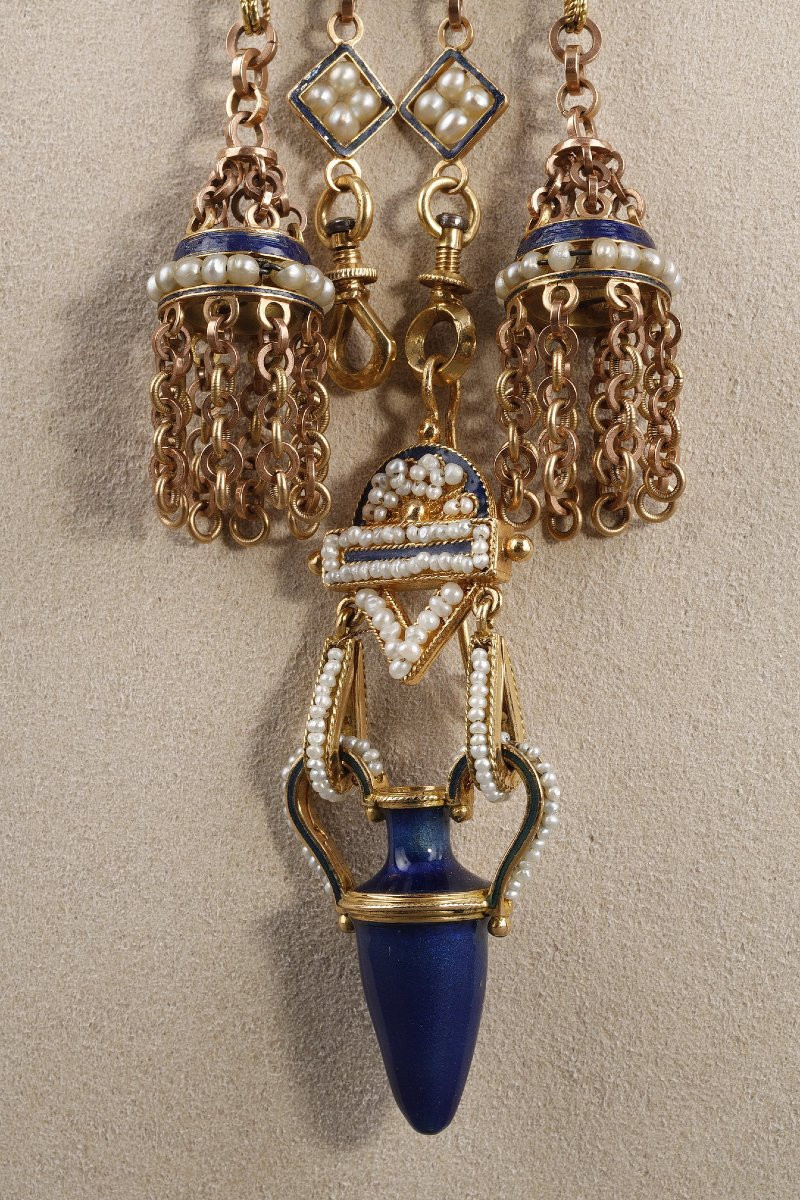 Chatelaine With Amphora In Gold, Enamel And Pearls, 19th Century-photo-3