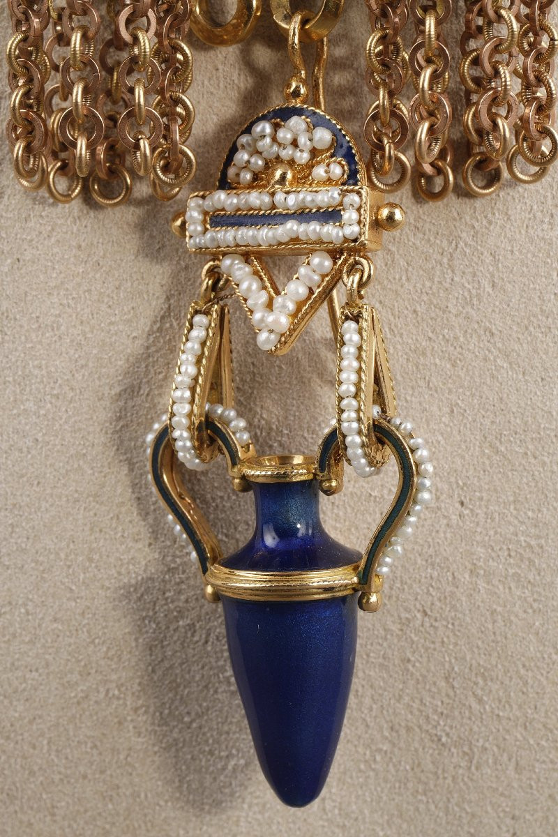 Chatelaine With Amphora In Gold, Enamel And Pearls, 19th Century-photo-2