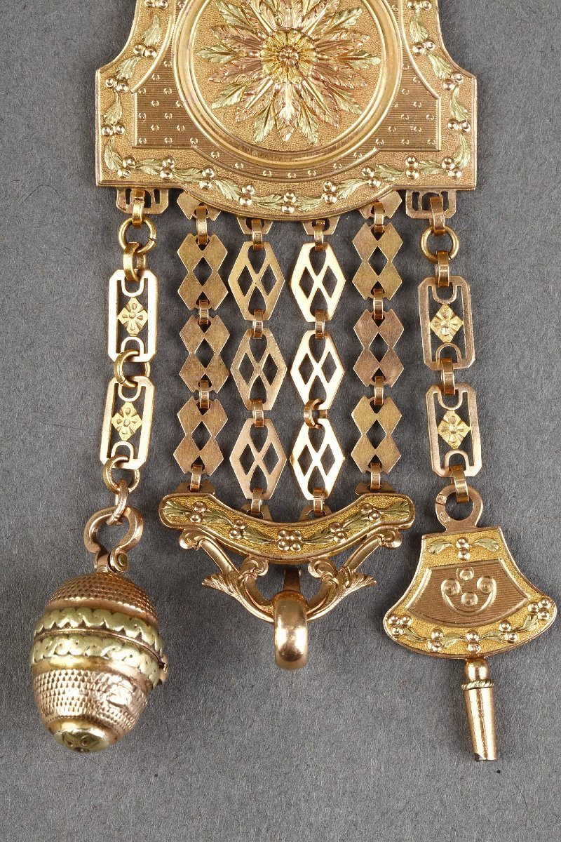 CHATELAINE EN OR DE LA SECONDE PARTIE DU XIX SIECLE-photo-2
