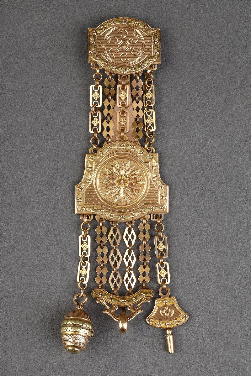 CHATELAINE EN OR DE LA SECONDE PARTIE DU XIX SIECLE