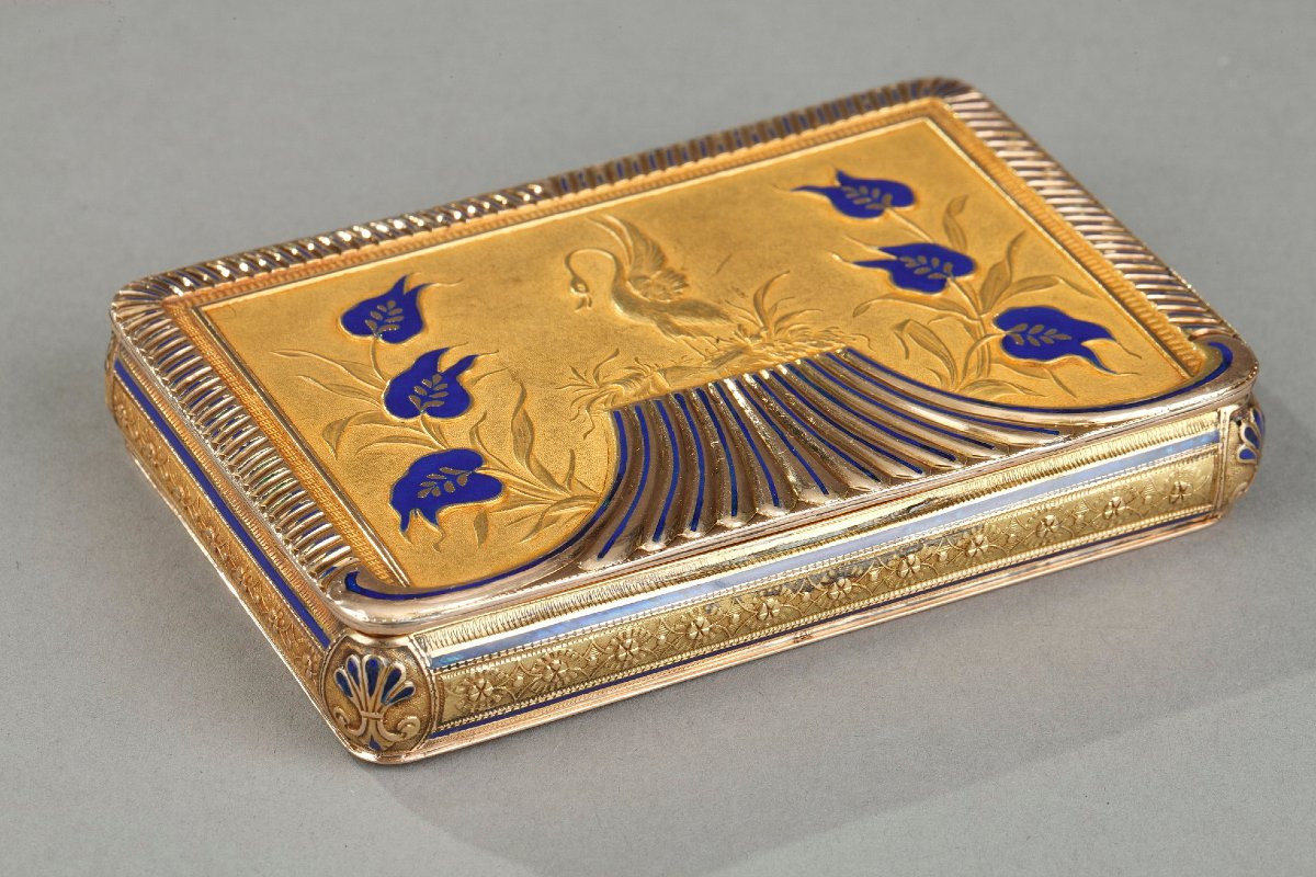 Boîte ou tabatière or décor de cygne et marguerites, milieu XIX siècle-photo-2
