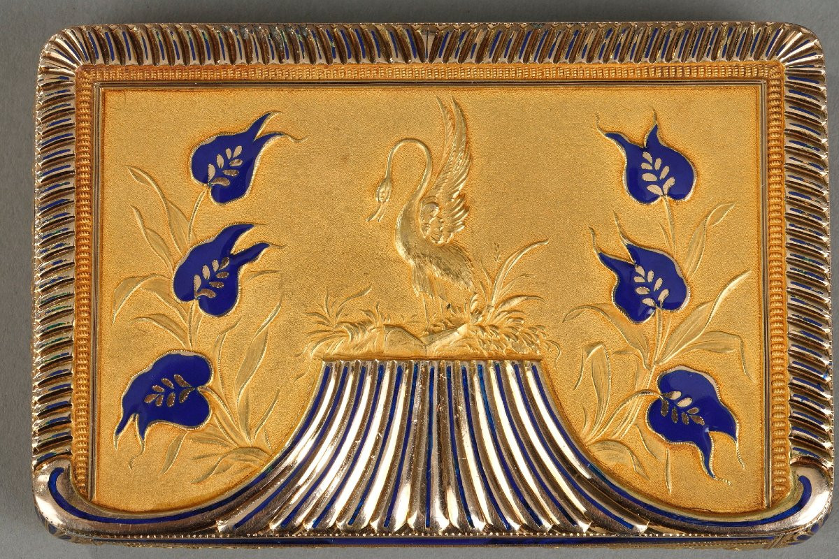 Boîte ou tabatière or décor de cygne et marguerites, milieu XIX siècle-photo-4