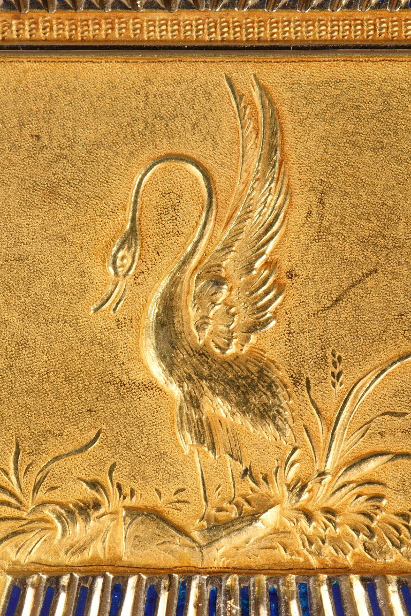 Boîte ou tabatière or décor de cygne et marguerites, milieu XIX siècle-photo-3