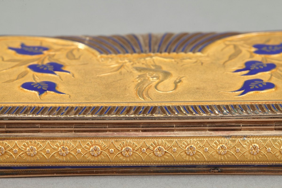 Boîte ou tabatière or décor de cygne et marguerites, milieu XIX siècle-photo-4