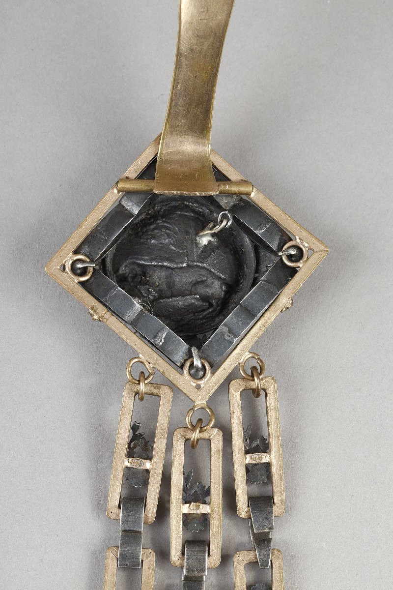 Une châtelaine de couturière " art populaire"-photo-2