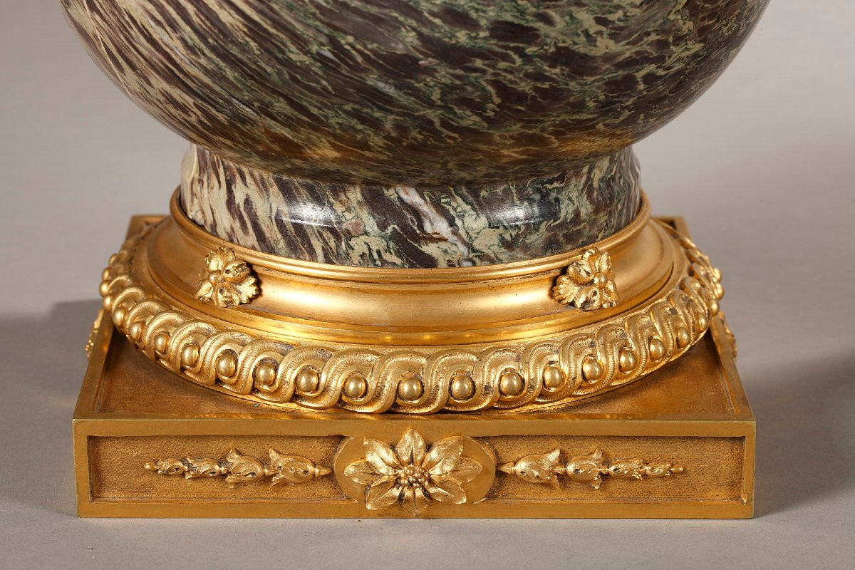 Pair Of Louis XVI Style Russian Jasper Urns-photo-3