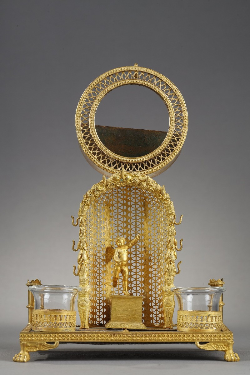 Porte montre et encrier en nacre et bronze doré d'époque Charles X