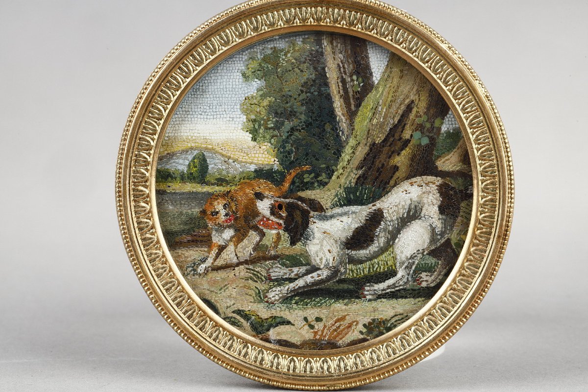 Une micromosaique chien et un félin, Italie début du XIXe siècle