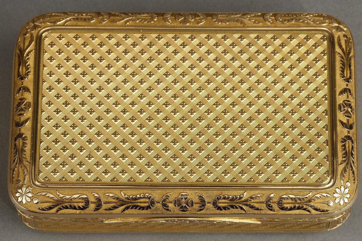 Boîte à priser en or, début XIXe siècle, maître orfèvre Augustin-André Héguin-photo-4