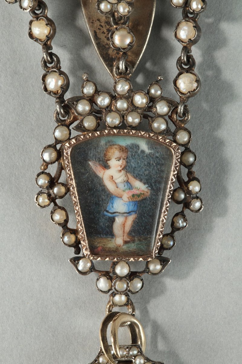 19th Century Silver Chatelaine With Pearls. -photo-4