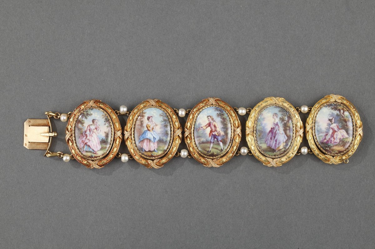 Gold And Enamel Bracelet. Mid 19th Century. 