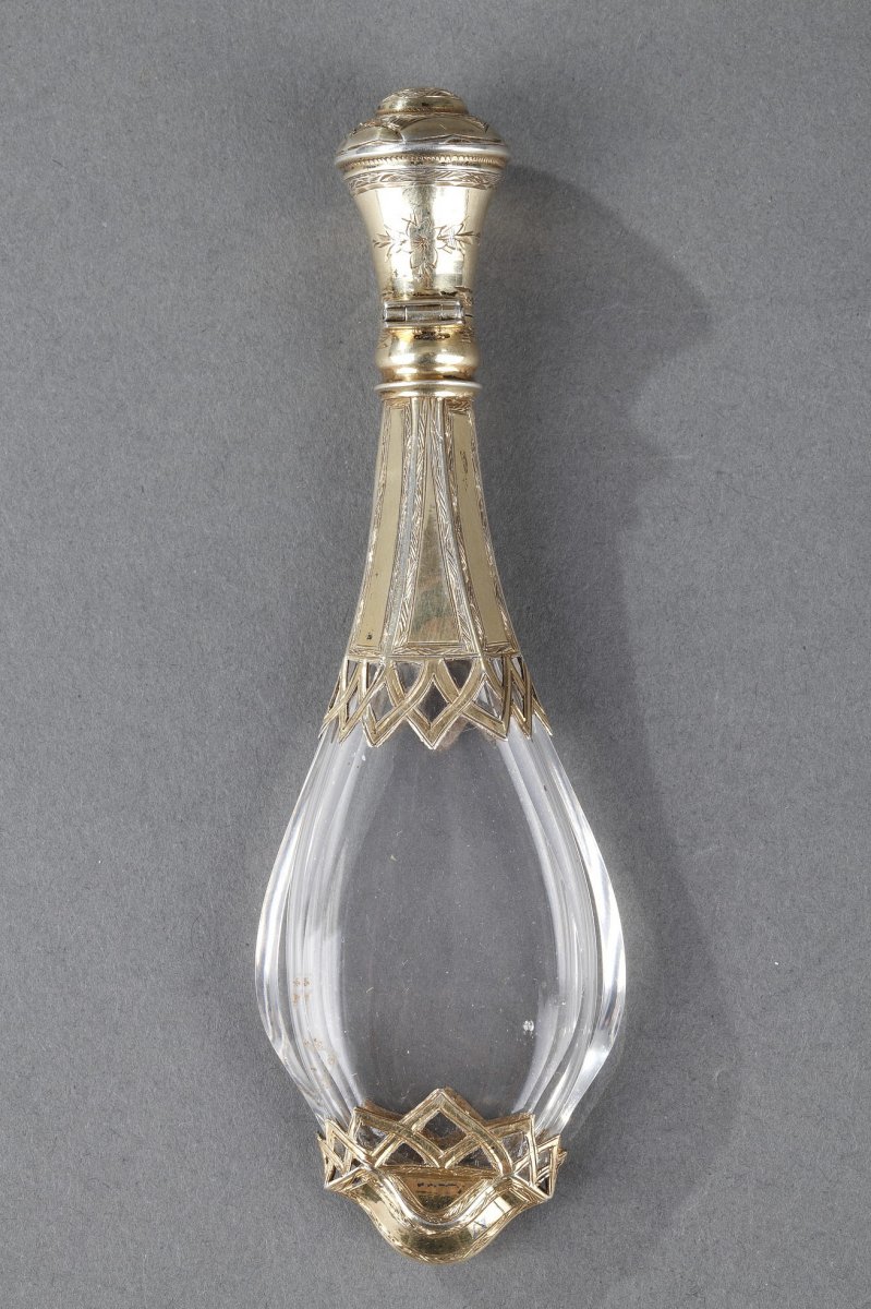 A Mid-19th Century Silver Mounted Glass Scent Bottle. -photo-2