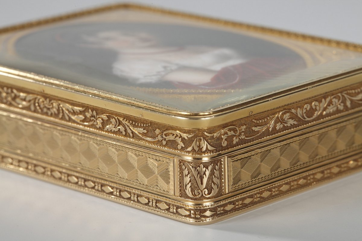 Gold Snuffbox With Portrait Signed Boichard. Circa 1809-1819. -photo-5
