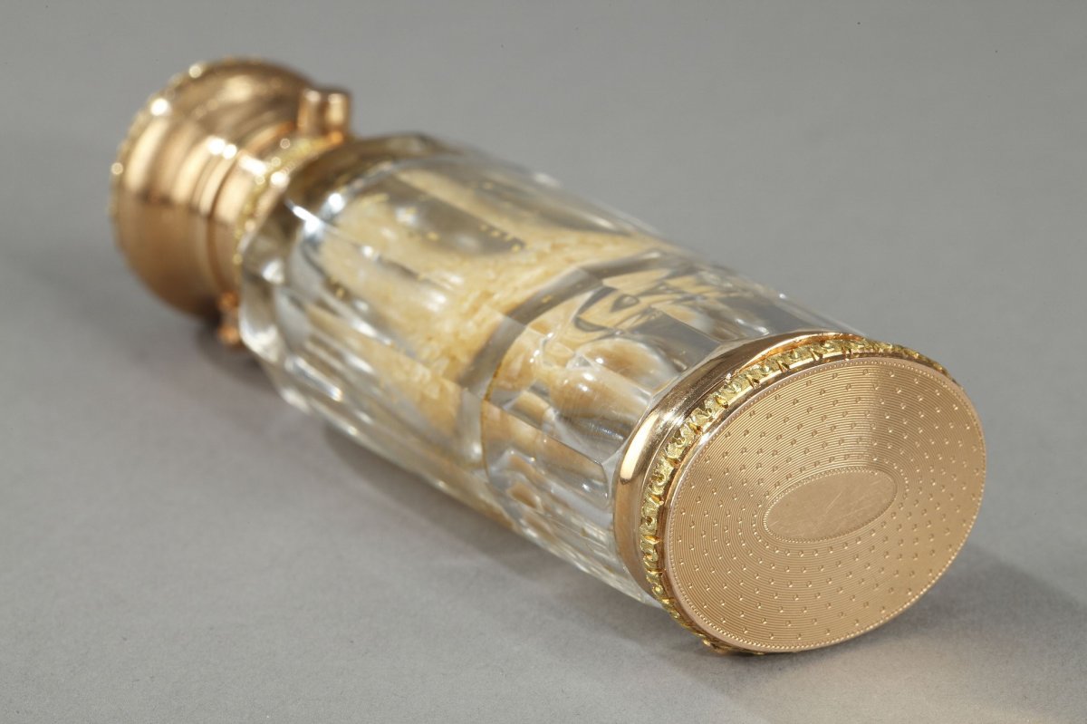 An Victorian Gold Double-ended Crystal Scent Bottle. -photo-5