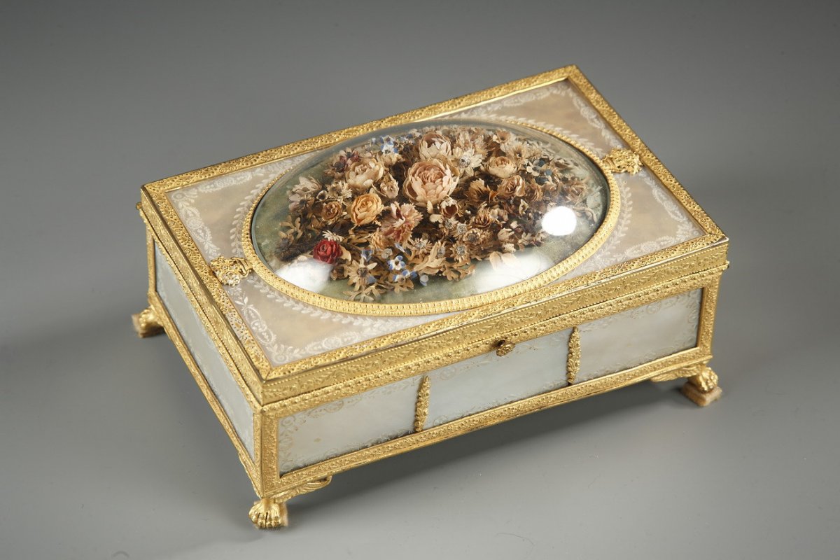 Charles X Gilt Bronze And Mother-of-pearl Box With Flowers. 