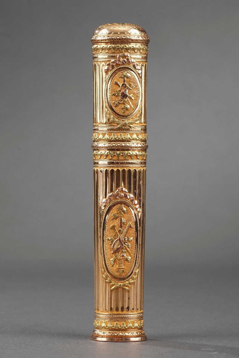 Gold Case For Wax. Louis XV Period. 