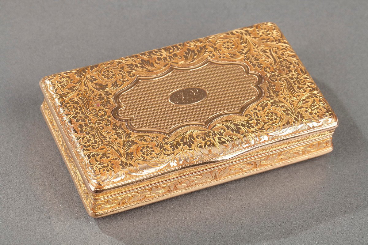 A Mid-19th Century Gold Snuff-box By Louis Tronquoy. -photo-2