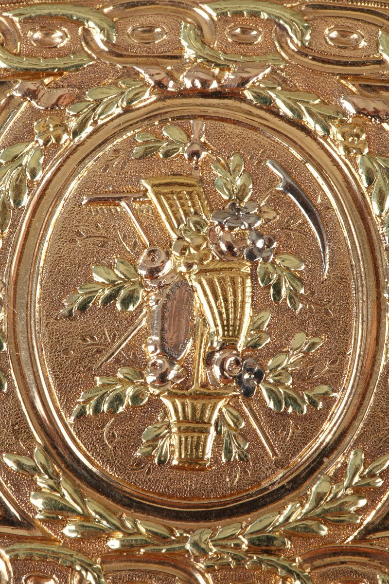 Louis XVI Gold Snuff Box. 1780. -photo-1