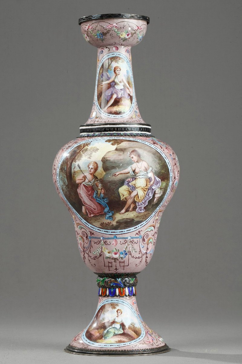 Vase En Argent Et émail De Vienne. Hermann Böhm. Fin Du XIXème Siècle. 