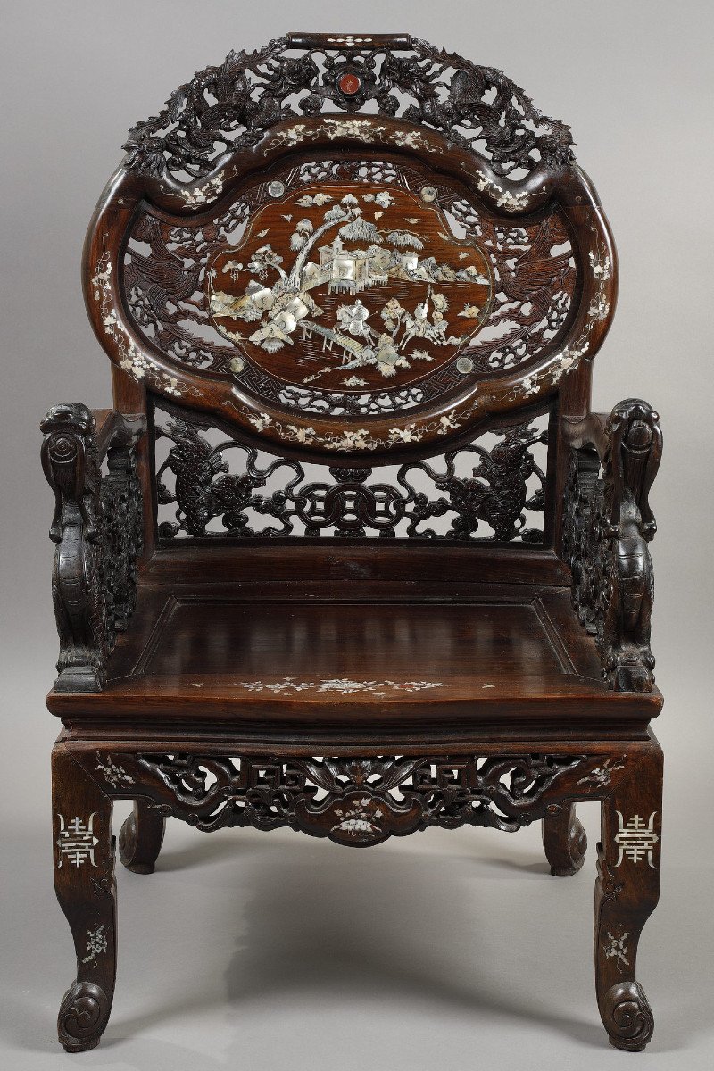 Salon Indochinois En Bois Sculpté Et Incrustations De Nacre. Début Du XXème Siècle. -photo-7