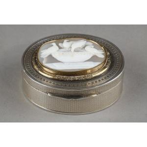 A Silver Box With Cameo On Shell.