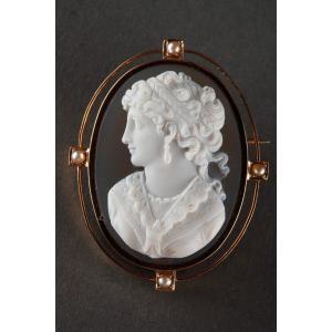 Cameo On Agate Profile Of A Woman And Her Gold Frame, Napoleon III