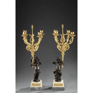 Paire De Candélabres En Bronze Dore Et Patine. Style Louis XVI. 