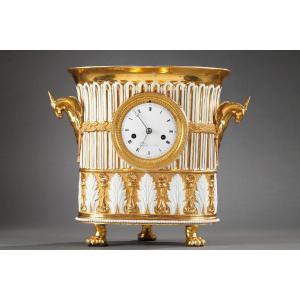 Early 19th Century Gilt Porcelain Vase-shaped Clock