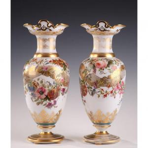 A Pair Of White Opaline. Second Part Of 19th Century. 