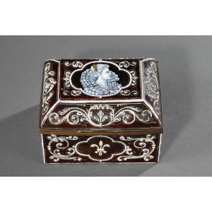 Limoges Enamel Casket  Second Part Of The 19th Century. 