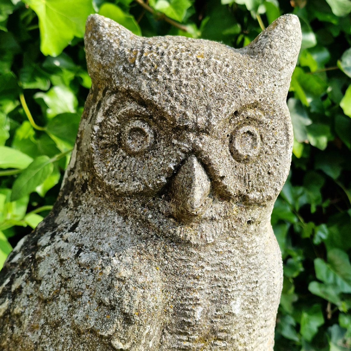 Grand hibou en pierre moulée-photo-2