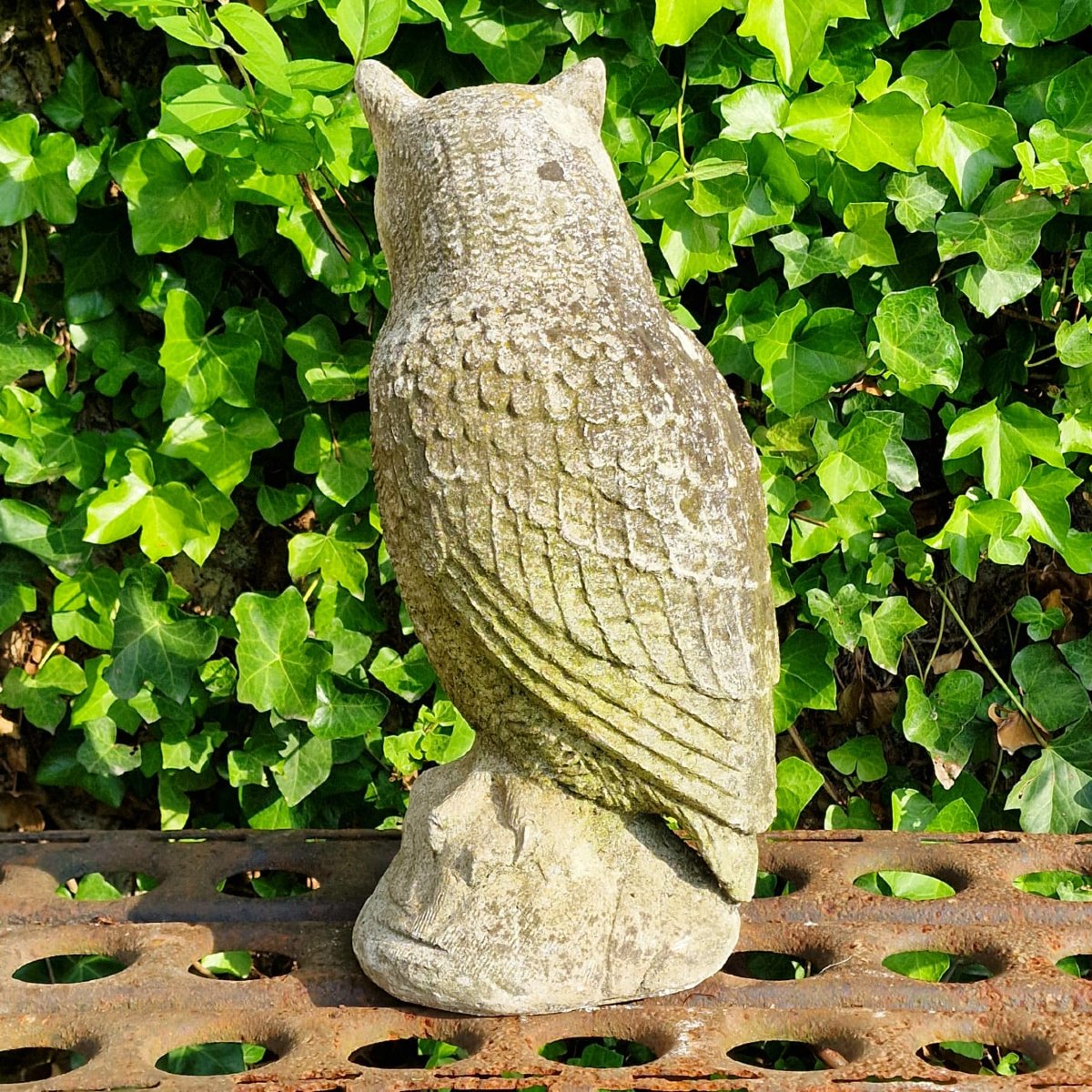 Grand hibou en pierre moulée-photo-4