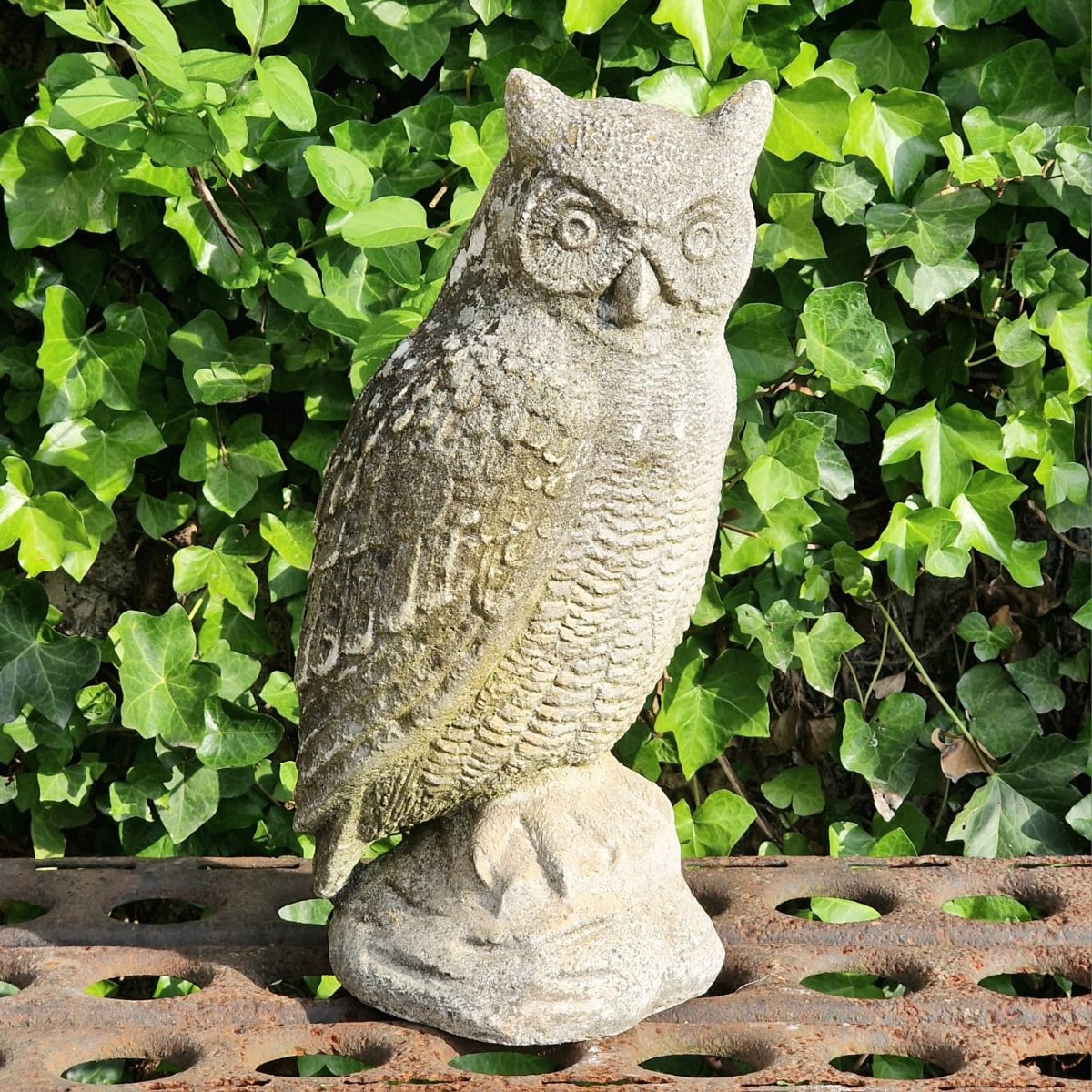 Grand hibou en pierre moulée-photo-5