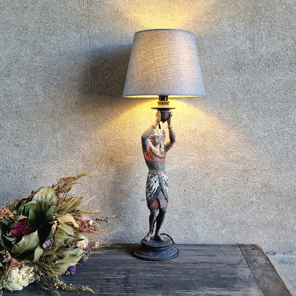 Pharaoh Lamp
